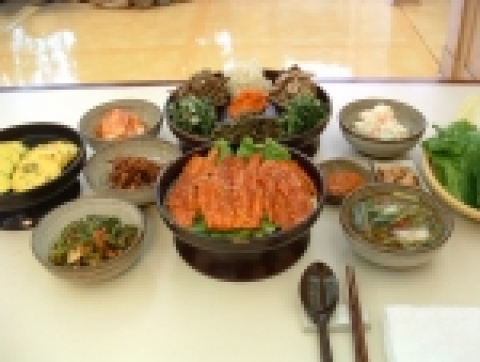 더덕구이와 산채정식