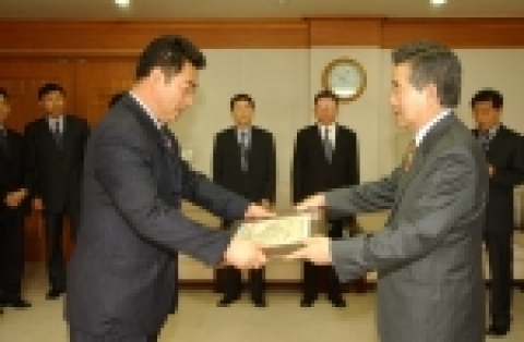 경상북도에서는 오는 4월 1일 이달의 우수기업(3월)으로 경산시 소재 고려인삼하나원를 선정 표창한다.
