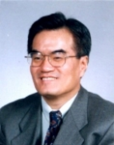 한국과학기술연구원(KIST·원장 김유승)은 ‘이달의 KIST인상’(4월) 수상자로 수질환경 및 복원연구센터 안규홍(安圭洪·53) 책임연구원을 선정하여 4일 시상하였다. 