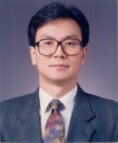 포항공과대학교(POSTECH) 인문사회학부 고정휴(高珽烋․49세) 교수가 월봉 한기악 선생 기념사업회가 수여하는 제30회 월봉저작상 수상자로 선정되었다