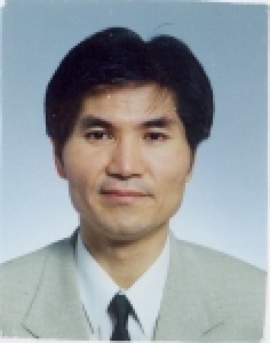 가천길재단(회장 이길여·李吉女)이 후원하고 한국여자의사회(회장 이현숙·李賢淑)가 선정, 시상하는 ‘제15회 여의대상-길 봉사상’수상자로 우리민족서로돕기운동 이용선(李庸瑄) 사무총장