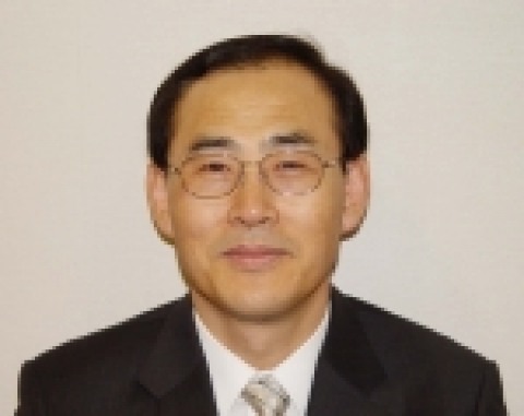한국수출입은행은 4월13일, 지난달 퇴임한 신일성 수출입은행 감사 후임으로 최정상씨(56)가 임명됐다고 밝혔다.  