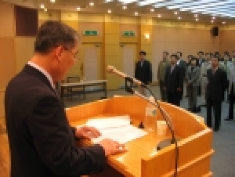 CJ시스템즈 김일환 대표가 창립 10주년을 맞이하여 기념사를 하고 있다.