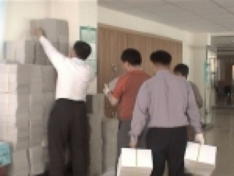 광주시에서는 골고루 잘 사는 광주가 되기 위해서는 공직자부터 솔선수범하여 정신적‧신체적으로 소외된 이웃의 어려움을   함께 나누는 아름다운 사회분위기를 조성하기 위해 공직자 자율 봉사활동을 전개하고 있다.