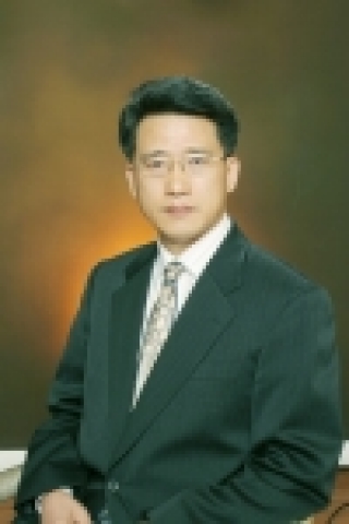 부산대학교 생물학과 주기재(朱杞載, 45)교수는 수환경(담수 및 연안) 관련 생태학 연구에 획기적으로 기여한 아시아권 생태학자에게 주어지는 제13회 생태학 비와호상(BIWAKO PRIZE For ECOLOGY)을 수상했다.