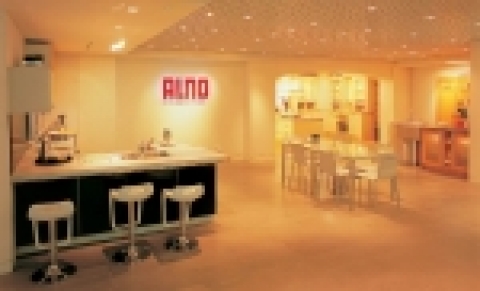 유럽 주방가구의 명품 알노(ALNO)가 국내에 첫선을 보인다. 알노는 4월00일 강남구 논현동에 120평의 전용 전시장을 마련하고 정식 오픈한다.
