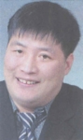 한일장신대학교(총장 정장복 鄭長福·64) 졸업생 임희석씨(사회복지학부 2001년졸)가 ''올해의 장애극복상''을 수상했다.