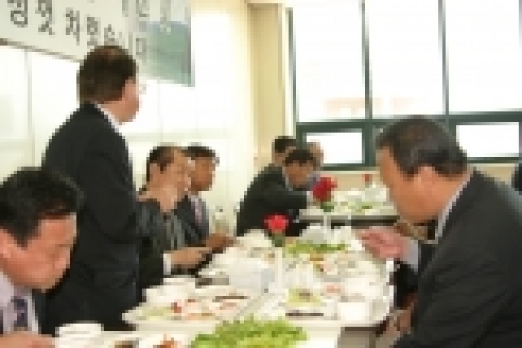원주시장, 시의원 등 40여명 상지대 유기농 식단 맛보다