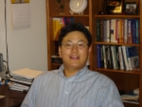 포스텍(POSTECH, 포항공과대학교) 출신의 미국 애리조나대(University of Arizona) 손영준(孫榮晙·31세) 교수가 미국산업공학회(IIE)가 수여하는 2005년도 '젊은 산업공학자상(Outstanding Young Industrial Engineer Award)' 수상자로 선정됐다.