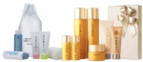 한국화장품(대표이사 김두환)이  5월 가정의 달을 맞아 특별기획세트를 구성하였다.