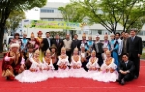 카자흐스탄 크르오르다 대학교 산하 '디다르 민족가무단'