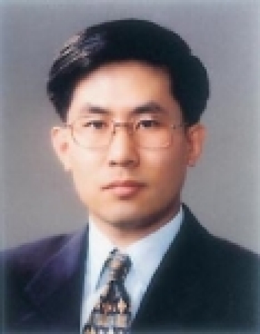임성철 조선대학교 교수(의과대학 병리학교실)가 탁월한 연구성과를 인정받아 세계적인 인명사전 마르퀴즈 후즈후 제23판에 등재된다.