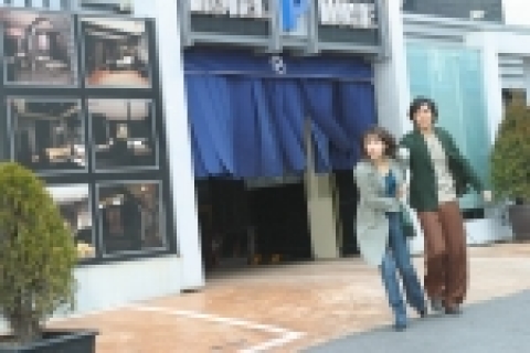 연정훈,박진희의 변신과 배드씬, 몰카라는 독특한 소재 등으로 사람들의 주목을 받아왔던 '연애술사'가 오랜 베일을 벗고 드디어 본 예고편을 공개했다.