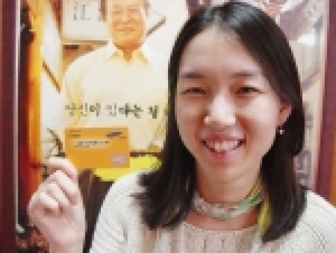 국내최대영화사이트 맥스무비(www.maxmovie.com 대표 주태산)는 삼성올앳카드(대표 박홍규)와 제휴를 통해 연회비가 없이 영화와 공연 예매할인혜택이 있는 ‘맥스무비 삼성올앳