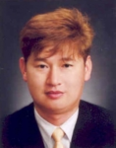 한일장신대학교(총장 정장복 鄭長福·64) 양궁부 남교현 코치가 우수한 지도력을 인정받아 문화관광부장관 표창을 받았다.