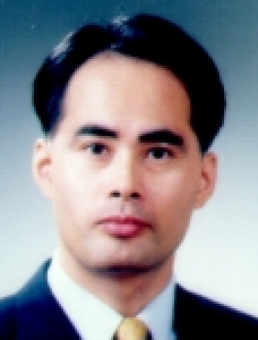 충남대학교 의과대학 이비인후과 노종렬(魯鍾烈, 1968년생) 교수가 방사선치료 후 타액이 분비되지 않아 음성장애가 일어나는 두경부 암의 부작용을 규명한 연구업적이 세계적인 암 전문 잡지 잡지인 Journal of Clinical Oncology(약자 JOC)에 실렸다.