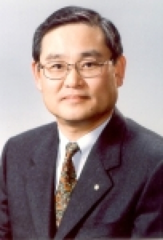 포스데이타는 지난 12일, 이사회를 열고 유병창(劉炳昌, 55) 부사장을 대표이사 사장으로 선임하고 분당 본사에서 취임식을 가졌다.