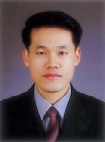 황윤용 조선대 교수(경상대학 경영학부)가 한국마케팅과학회 우수논문상을 수상했다.
