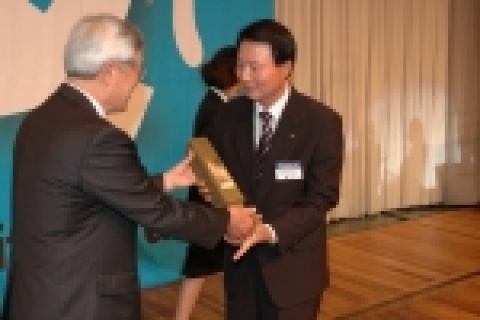 한국인포데이타 ‘신품질 혁신상’ 수상