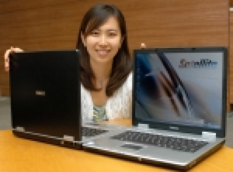 도시바코리아(대표 차인덕 www.toshiba.co.kr)는 저가노트북 돌풍에 대응하기 위해 새틀라이트 A60 제품을 잇는 가격대비 우수한 성능의 ‘새틀라이트 L10’ 을 출시한다고 30일 밝혔다.