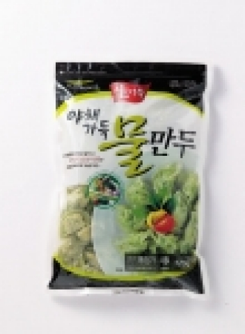 풀무원(대표: 이규석 www.pulmuone.com)은 고기 함량은 반으로 줄이고, 9가지 신선하고 건강한 야채를 듬뿍 넣은 ‘야채가득물만두’를 새롭게 출시하였다.