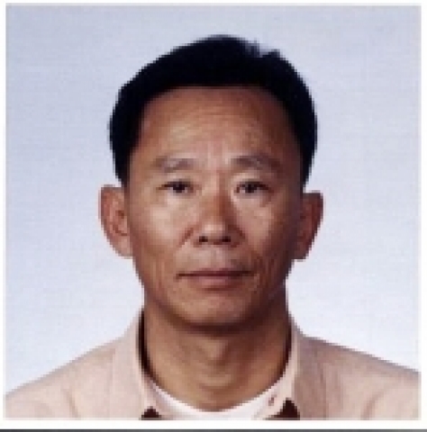 지난 25일(토) 제주한라대학에서 실시한  『2005 정보화마을 어르신 인터넷 정보검색대회』에서 “남제주군 감산리 조재영(58세)” 어르신께서 “인터넷 검색 짱”에 등극하였다.