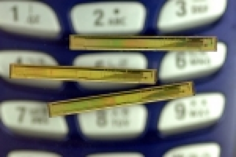 삼성전자가 퀄컴社의 모바일 디스플레이용 고속 직렬 데이터 전송 표준을 1개 칩 (One-Chip)으로 구현한 디스플레이 구동칩 (Display Driver IC)을 개발했다.
