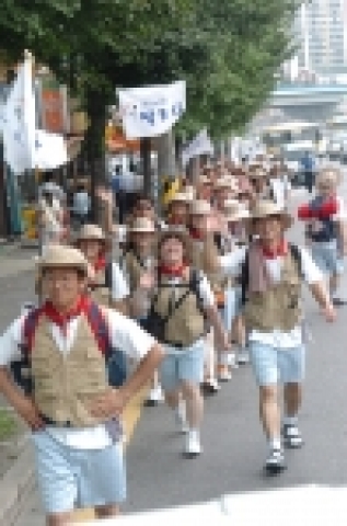 조선대학교(총장 김주훈)가 올 여름방학에 ‘2005 제2회 국토대장정’을 개최한다.