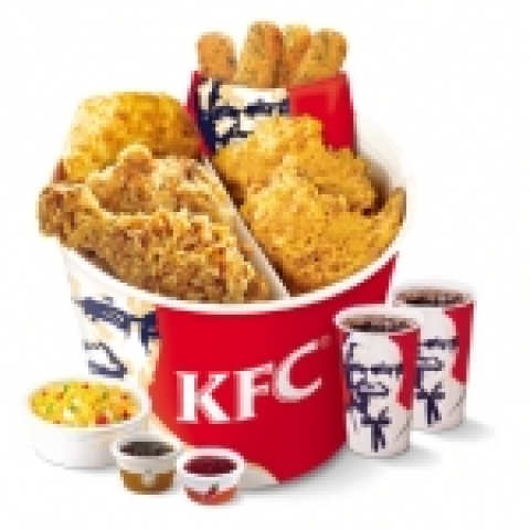 치킨전문 패스트푸드 업체인 KFC(www.kfckorea.com)가 최근 여름 휴가철을 맞이하여 신메뉴인 스마트버켓세트를 출시했다.