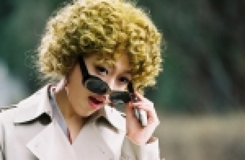 배우 강성연이 스크린 데뷔작 <이대로, 죽을 순 없다>를 통해 파격적인 변신을 공개한다.