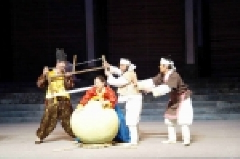 단막창극 흥부전 中 “화초장 대목”