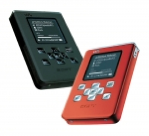 소니 코리아(대표: 윤여을 www.sony.co.kr)는 최대 40시간 연속재생에 CD 900장 분량, 최대 13,000곡까지 저장 가능한 20기가바이트(GB) 하드디스크(HDD)형 플레이어인 ‘네트워크 워크맨NW-HD5’를 선보인다고 27일 밝혔다.