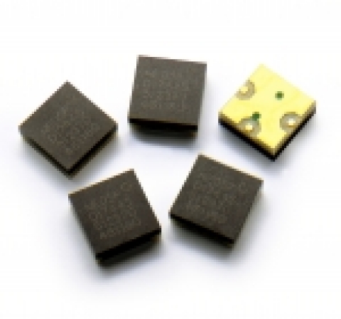 애질런트가 출시한 ACMD-7701 듀플렉서