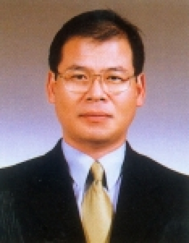 영남대 국제통상학부 김진삼 교수