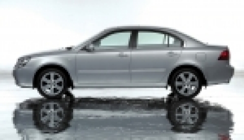 Kia Motors Corporation today released initial details and photos of its all-new Kia Magentis four-do