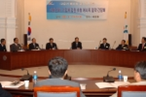 서울시에서는 8.11(목) 오전10시30분, 서울시청 태평홀에서 최근 국제유가의 급격한 상승에 따른 경제위기를 극복하고 에너지 절약을 위한 경제단체·기업체 임원을 초청하여 간담회를 가졌다.
