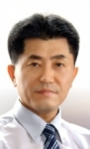 8월의 관세인 허재홍씨(부산세관)