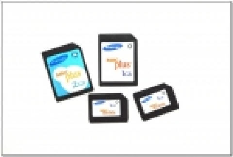 [사진 상단] 디지털카메라용 2GByte/1GByte MMCplusTM  [사진 하단] 휴대폰용 1GByte MMCmobileTM