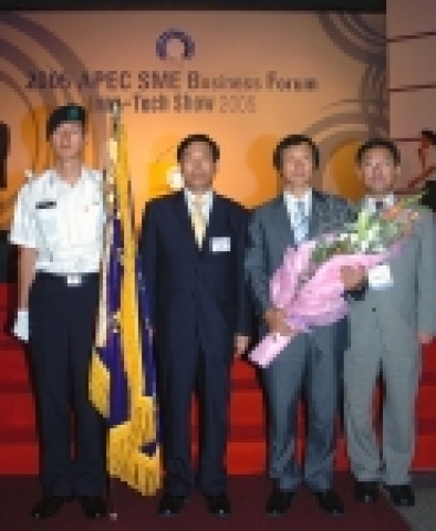 충남대학교 중소기업협력단(단장 : 홍성권 교수)이 ‘제6회 중소기업기술혁신대전‘에서 영예의 대통령상을 수상했다.