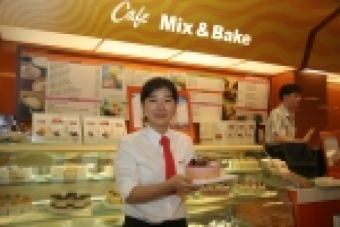 「Cafe Mix & Bake」는 서초구 서초동에 베이커리 카페 서초점을 29일(월) 오픈했다.