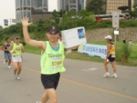 마라톤에 함께 한 삼보컴퓨터 OB멤버 현평국 차장