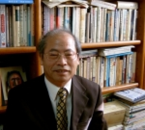 경상대학교 강희근 교수