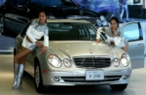 오늘 오전 11시 메르세데스-벤츠 대치전시장에서 있었던 New E 280 출시 포토세션의 사진자료
