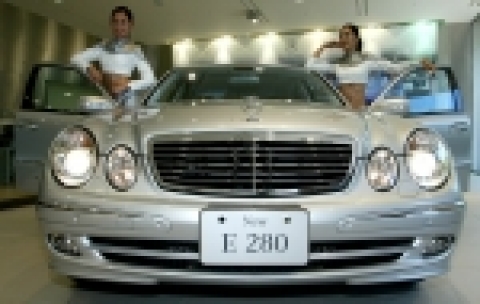 오늘 오전 11시 메르세데스-벤츠 대치전시장에서 있었던 New E 280 출시 포토세션의 사진자료