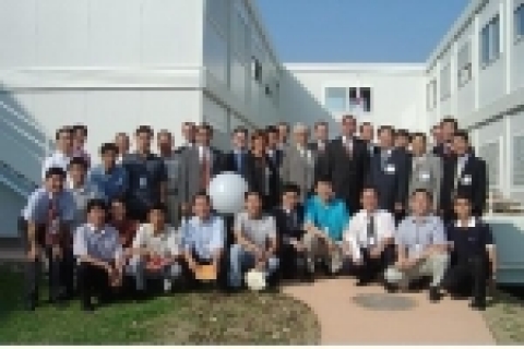 EADS Asrrium사 파견 항우연 연구원들과의 기념사진