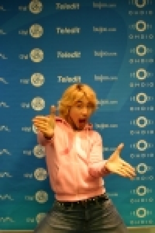 ‘좋아! 가는거야’를 외치며 방송가를 종횡무진하고 있는 ‘닥터노’ 노홍철의 익살맞고 과장스러운 멘트들로 구성된 벨소리와 통화연결음이 등장해 화제를 모으고 있다.
