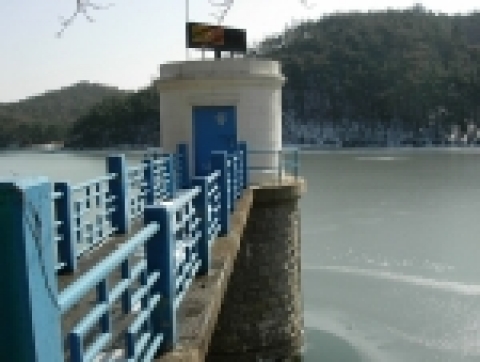군산 구 제1수원지 제방
