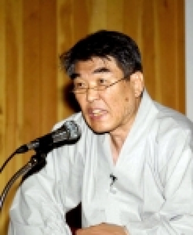 특강 중인 김지하 석좌교수