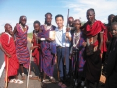 Many native people in Kenya, Africa read Message of the Cross