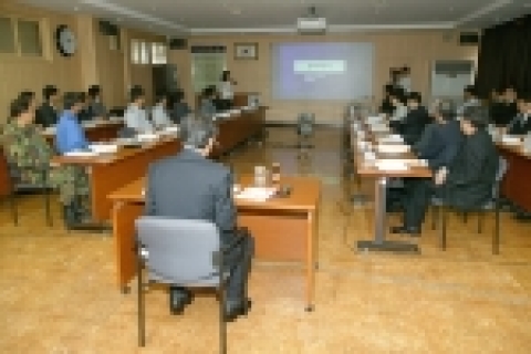 고양시는 22일 시청 상황실에서 이기수 부시장 주재하에 관계공무원 유관기관 등이 참석한 가운데 제18회 고양행주문화제의 성공적 개최를 위한 추진상황보고회 및 관계자 회의를 가졌다.
